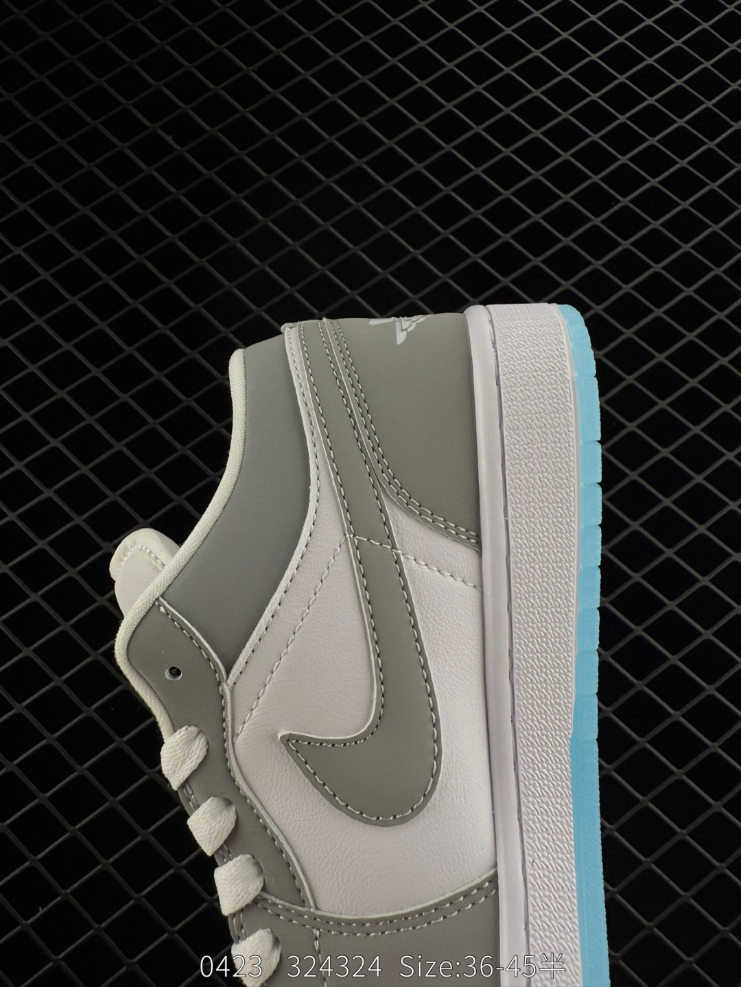 Nike Wmns Air Jordan 1 Low